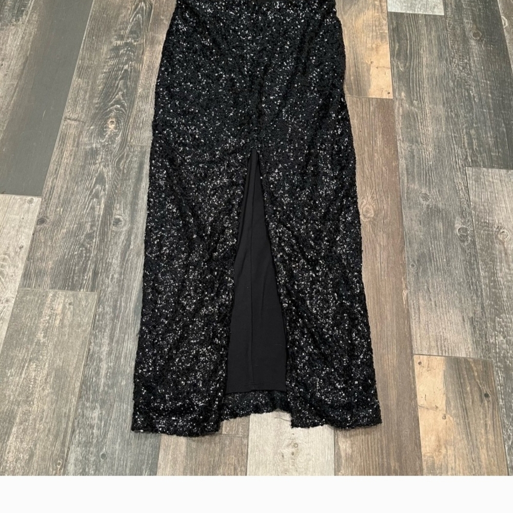 H&M Black Sequin Maxi Pencil Skirt Size Medium with Sexy Front Slit Stretch